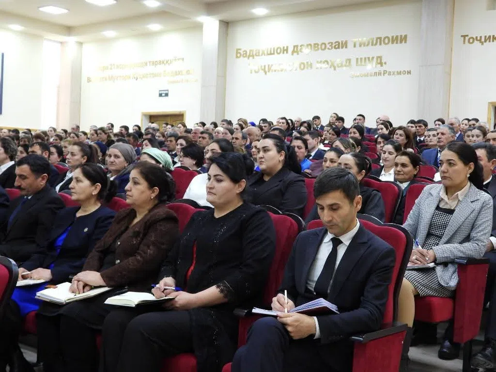 ВМКБ. Ҷамъбасти озмунҳо, олимпиадаҳои ҷумҳуриявӣ, байналмилалӣ ва вазифагузорӣ барои соли 2025