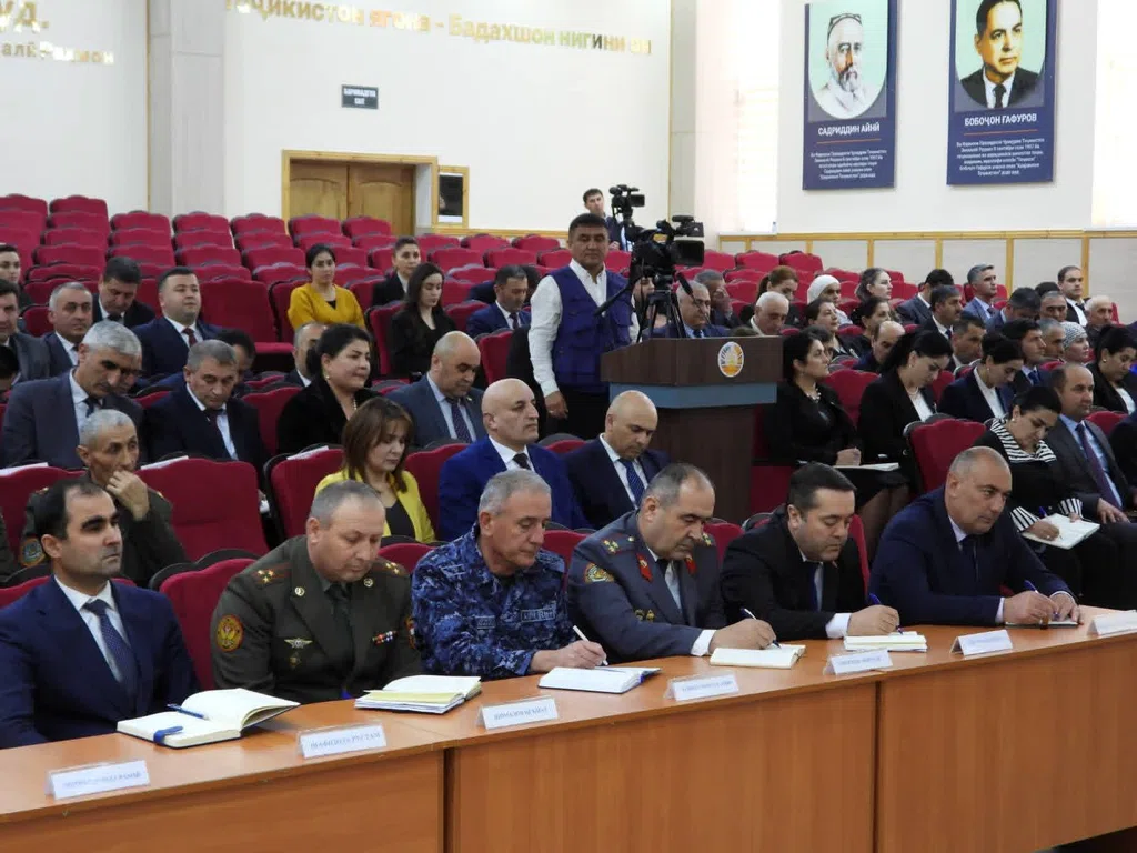Машварати васеи назди раиси ВМКБ баргузор гардид