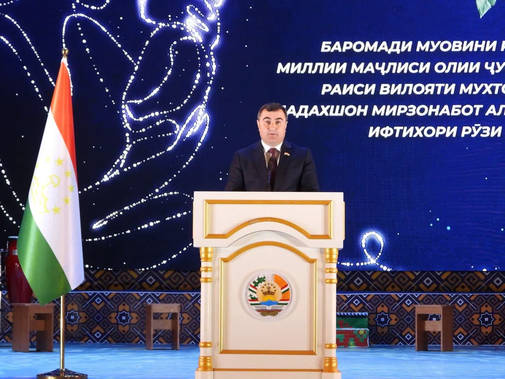 Таҷлили “Рӯзи Модар” дар ВМКБ