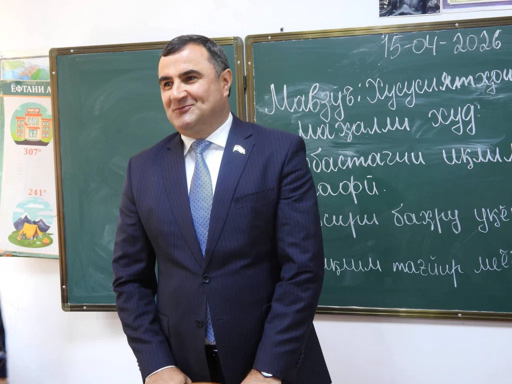 Сафари кории Раиси Вилояти Мухтори Кӯҳистони Бадахшон ба ноҳияи Дарвоз
