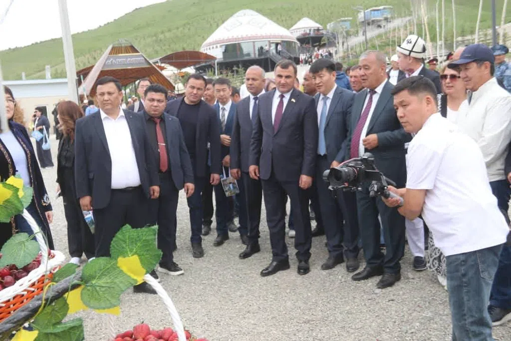 Ҳамкориҳо байни Вилояти Мухтори Кӯҳистони Бадахшон ва вилояти Оши Ҷумҳурии Қирғизистон тақвият меёбанд