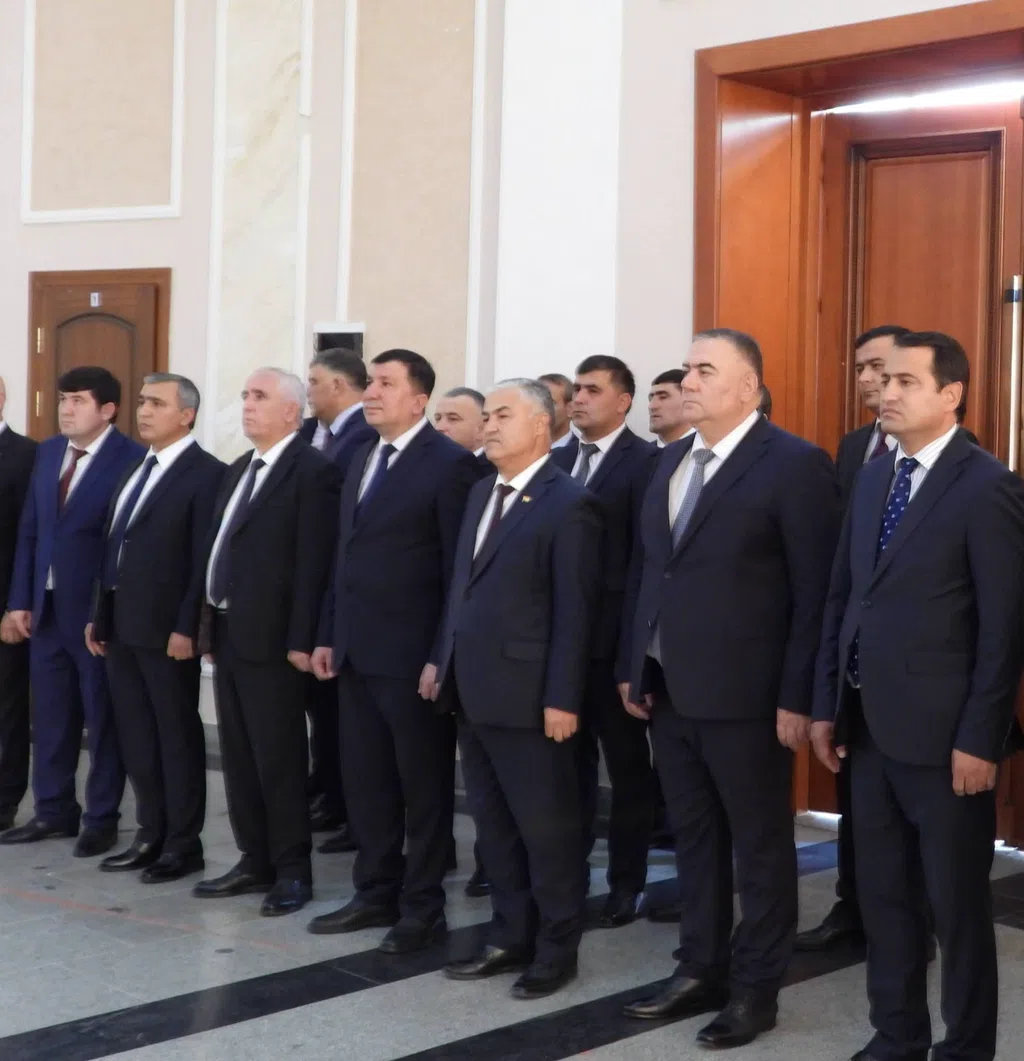 ВМКБ. Маҷлиси тантанавӣ ба ифтихори Рӯзи ваҳдати миллӣ