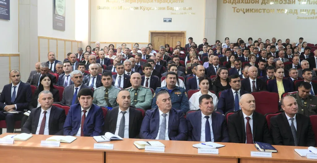 ВМКБ. Дастовардҳо дар ҳамаи соҳаҳо назаррасанд