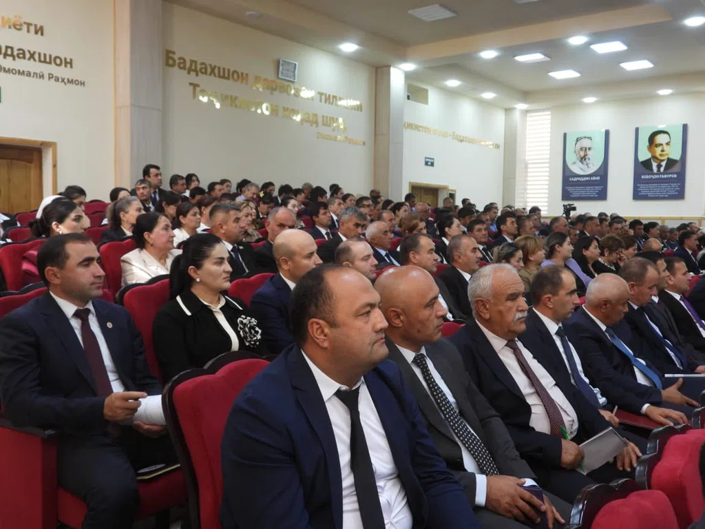 ВМКБ. Дастовардҳо дар ҳамаи соҳаҳо назаррасанд