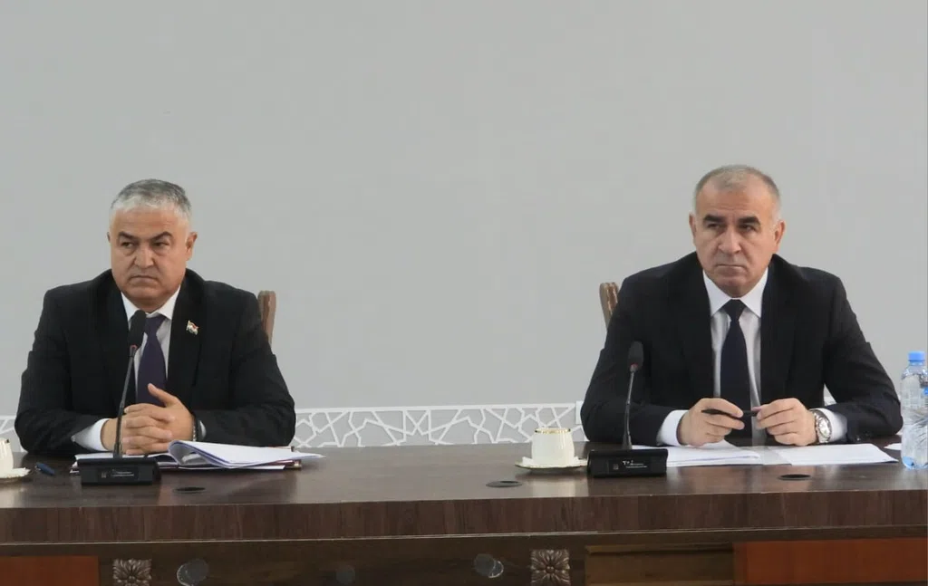 ВМКБ. Дастовардҳо дар ҳамаи соҳаҳо назаррасанд