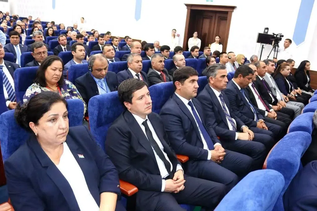 ВМКБ. ФОРУМИ БАЙНАЛМИЛАЛӢ «ПОМИРИНВЕСТ 2026» БАРГУЗОР ГАРДИД
