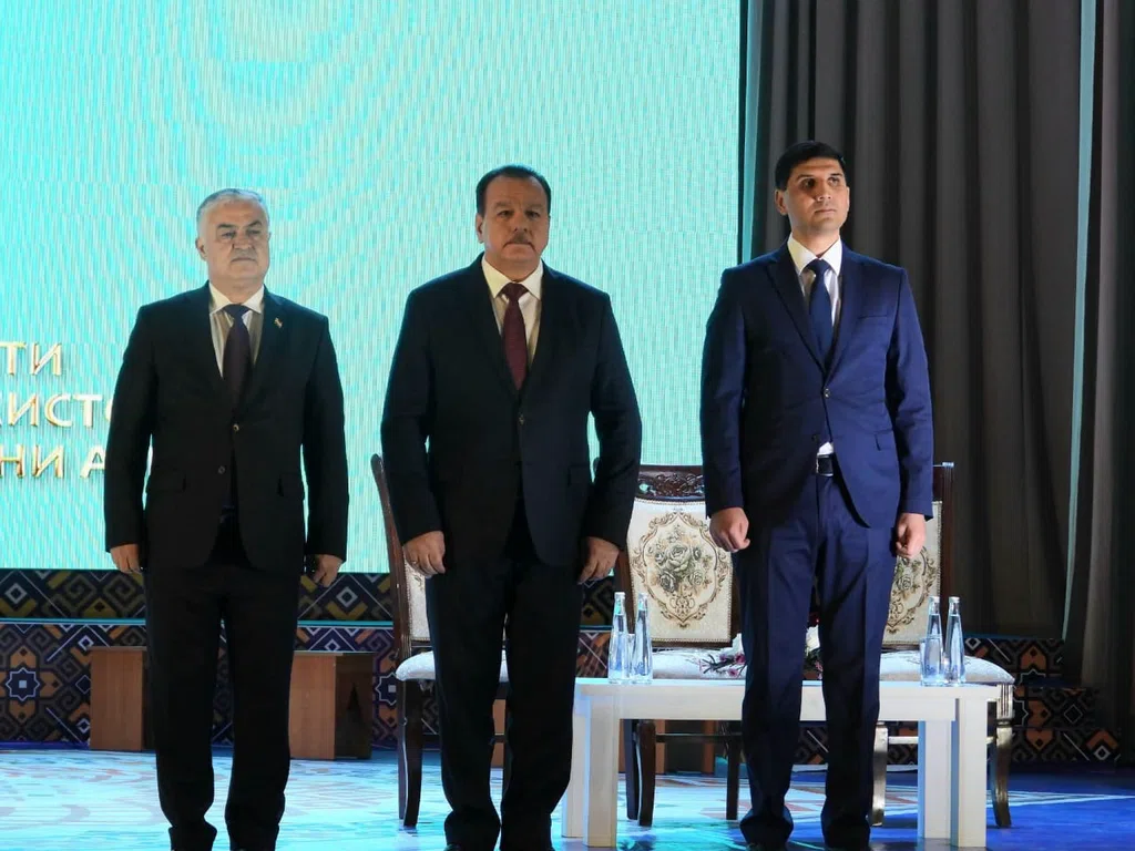 ВМКБ. Ҷашни истиқлоли давлатӣ бо шукӯҳу шаҳомати хоса таҷлил гардид