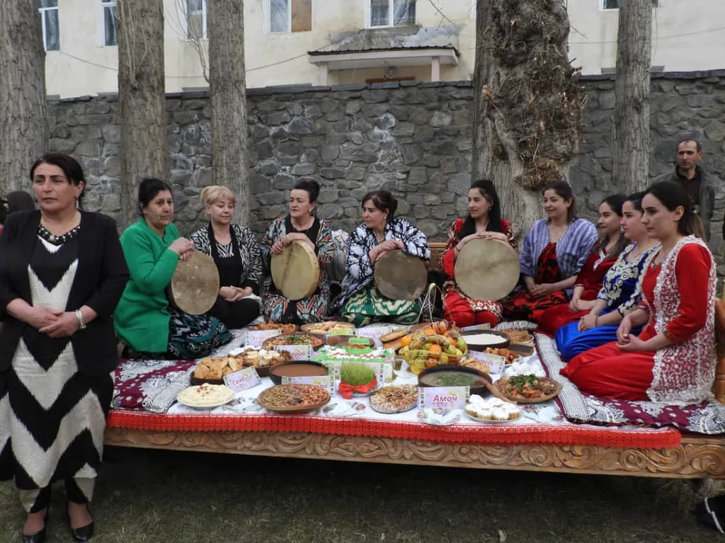 ТАРРАНУМИ НАВРӮЗИ ОЛАМАФРӮЗ ДАР МАРКАЗИ ВИЛОЯТИ МУХТОРИ КӮҲИСТОНИ БАДАХШОН