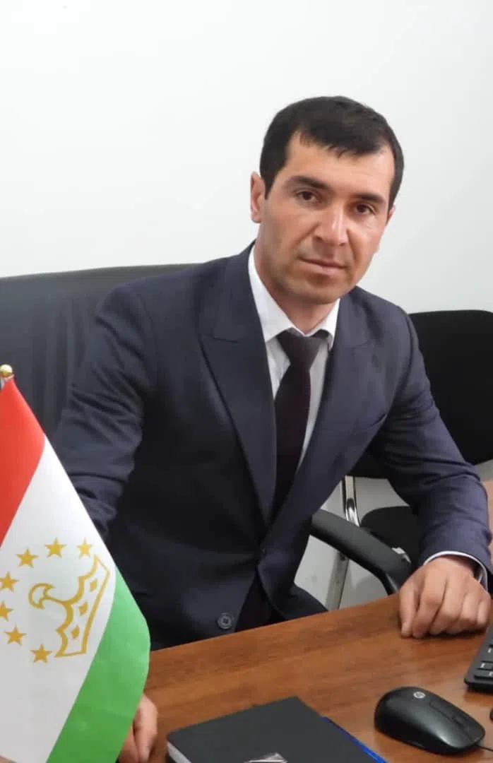 Кишвар Амиршоев