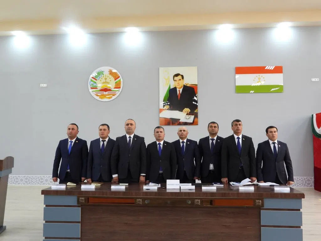 Ҷаласаи якҷояи вакилони халқи Вилояти Мухтори Кӯҳистони Бадахшон доир гардид