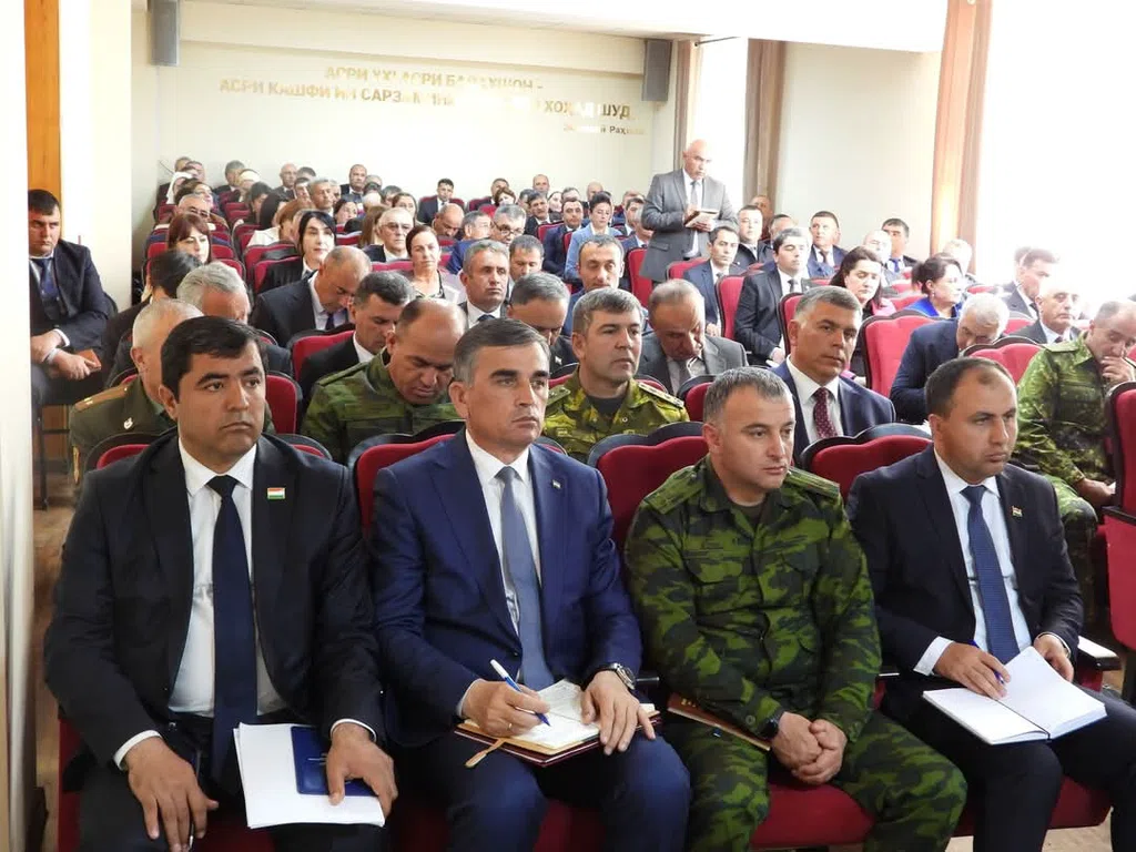 ҶАЛАСАИ НАЗОРАТИИ НАЗДИ РАИСИ ВИЛОЯТИ МУХТОРИ КӮҲИСТОНИ БАДАХШОН