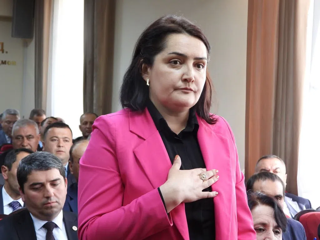 ҶАЛАСАИ НАЗОРАТИИ НАЗДИ РАИСИ ВИЛОЯТИ МУХТОРИ КӮҲИСТОНИ БАДАХШОН