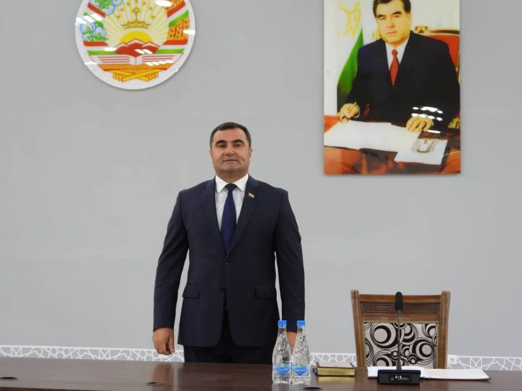 Ҷаласаи Шӯрои маҳалии кор бо ҷавонон дар ВМКБ