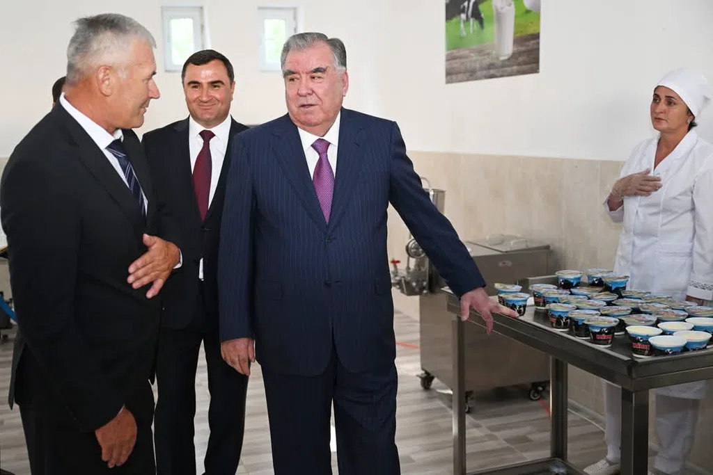 Ифтитоҳи Корхонаи маҳсулоти ширӣ ва нонӣ ҶДММ Ганҷи Рӯшон 26.06.2025