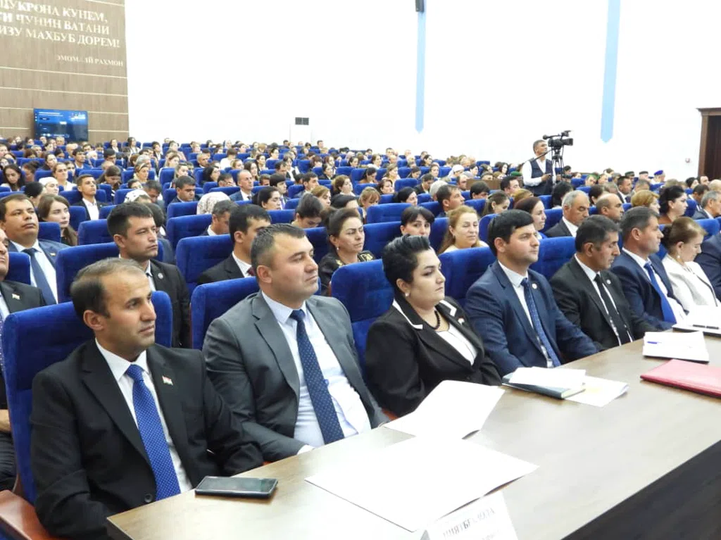 Дар ВМКБ ҷаласаи сайёри Шӯрои ҷамъиятии Тоҷикистон якҷоя бо Шуроҳои ҷамъиятии шаҳру ноҳияҳои вилоят баргузор гардид.
