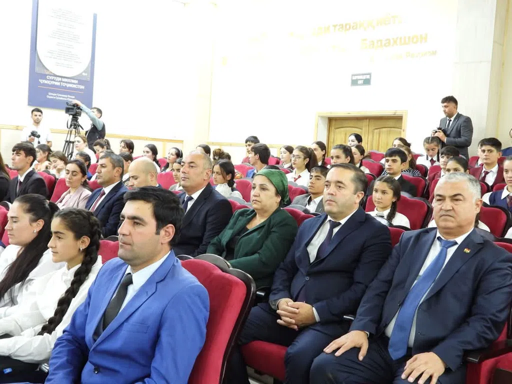 ВМКБ. Озмуни Илм фурӯғи маърифат ҷамъбаст гардид