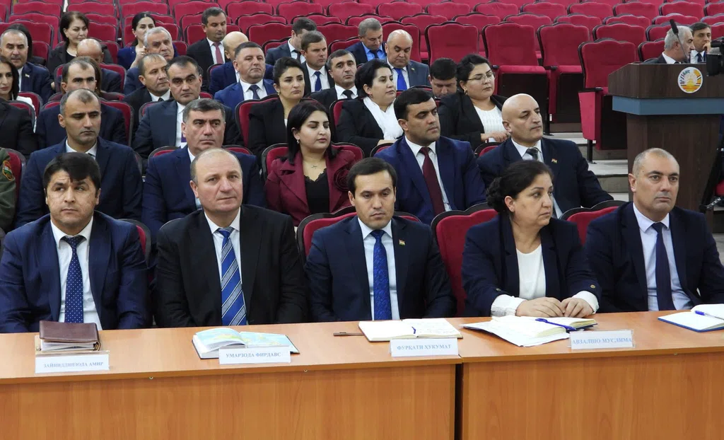 Машварати васеи назди раиси ВМКБ баргузор гардид