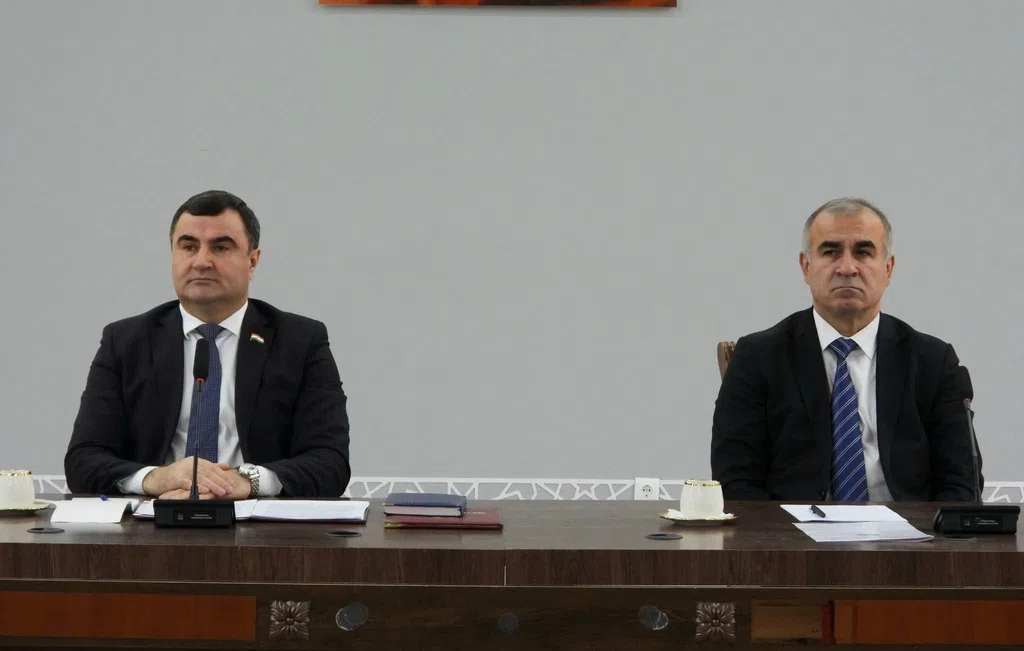 ВМКБ. Дастовардҳо дар ҳамаи самтҳо назаррас мебошанд