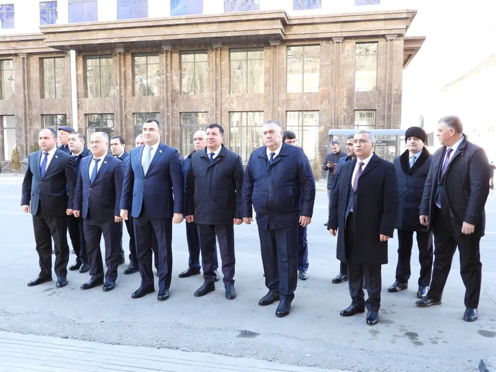 ВМКБ. ТАҶЛИЛИ ИДИ САДА